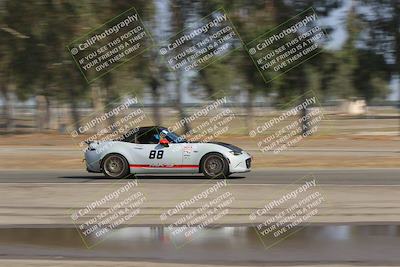 media/Sep-20-2025-Extreme Speed (Sat) [[1fcc23683c]]/Orange (Mid Intermediate)/Session 1 (Sunset)/